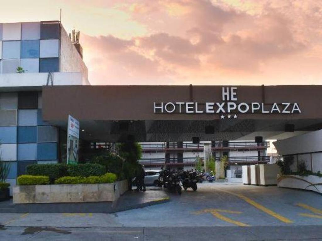 Hotel Portonovo Plaza Expo Zapopan Exterior foto
